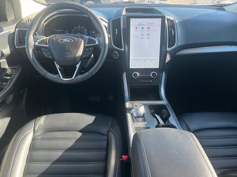Used 2022 Ford Edge SEL w/ Convenience Package image 7