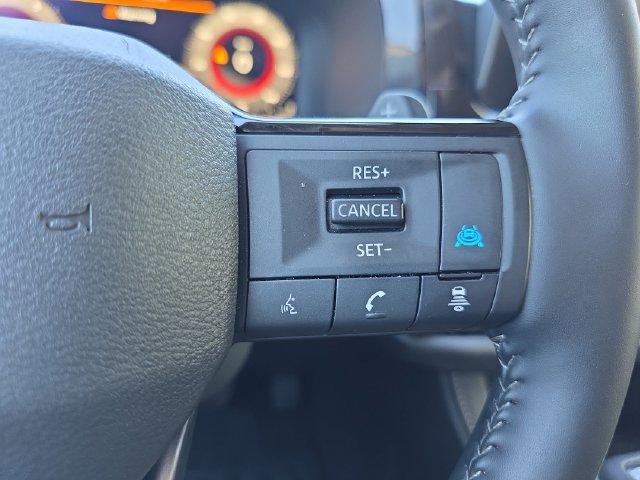 Used 2026 Nissan Pathfinder SL FWD image 21