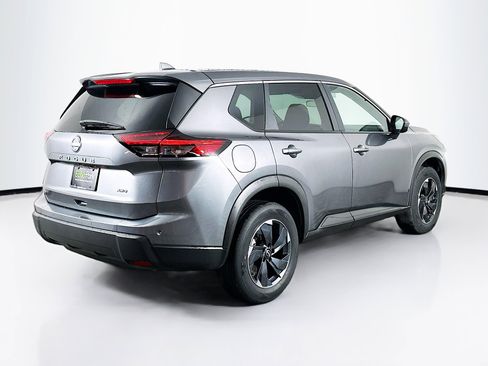 Used 2025 Nissan Rogue SV image 9
