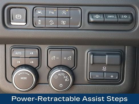 Used 2024 Chevrolet Tahoe High Country w/ Premium Package AWD/4WD image 9