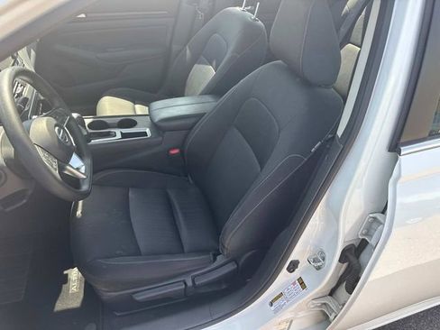 Used 2022 Nissan Altima 2.5 S FWD image 21