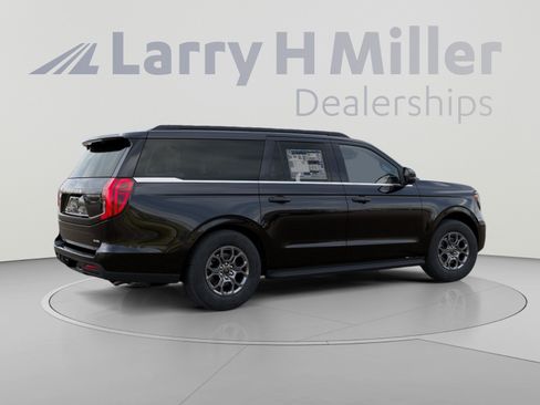 New 2027 Ford Expedition Max Active AWD/4WD image 6