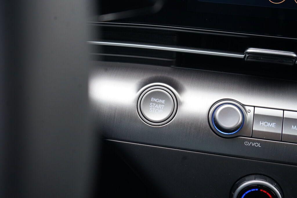 Certified 2026 Hyundai Kona SE FWD image 23