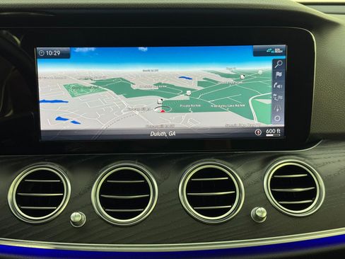 Used 2019 Mercedes-Benz E 300 image 25