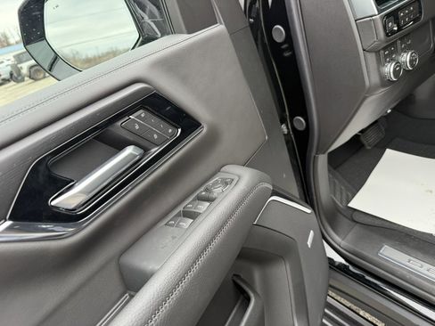 New 2026 GMC Yukon Denali image 17