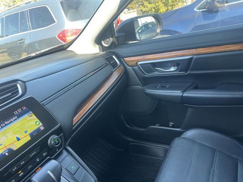 Used 2018 Honda CR-V Touring image 24