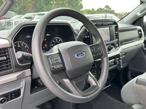 Used 2023 Ford F150 XLT AWD/4WD image 12