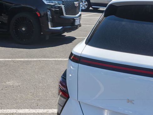 Certified 2024 Hyundai Kona SEL FWD image 8