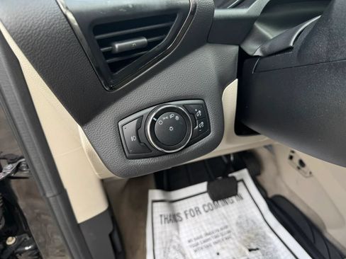 Used 2014 Ford Escape Titanium FWD image 17
