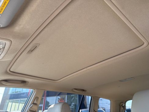 Used 2005 Toyota Highlander Limited image 8