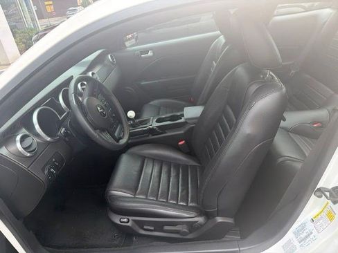 Used 2007 Ford Mustang Shelby GT500 RWD image 11