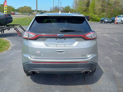 Used 2016 Ford Edge SEL w/ Equipment Group 201A FWD image 4