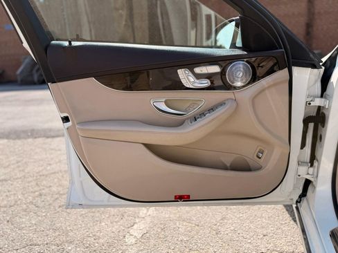 Used 2015 Mercedes-Benz C 300 4MATIC Sedan image 20