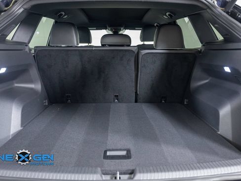 Used 2024 Volkswagen Atlas Cross Sport SEL Premium R-Line AWD/4WD image 34