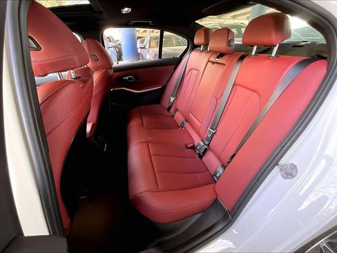 Used 2024 BMW 330i 330i image 19