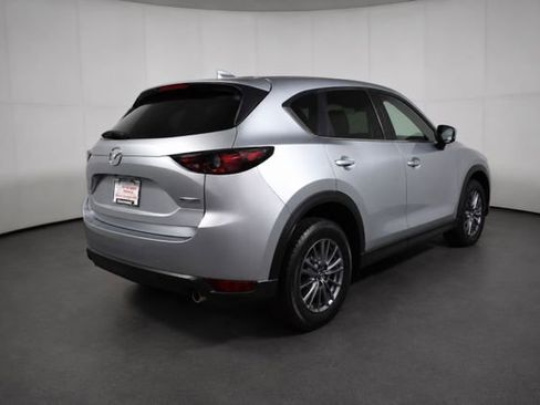 Used 2020 MAZDA CX-5 Touring FWD image 4