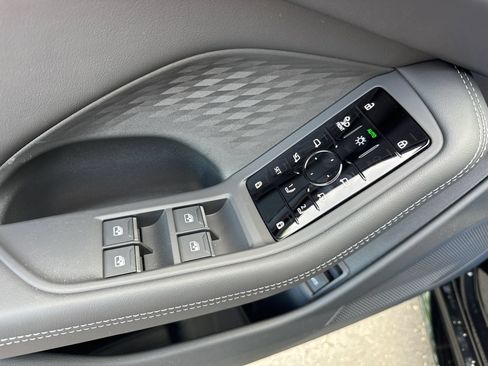 New 2026 Audi A6 Premium Plus AWD/4WD image 12