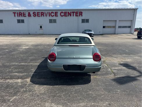 Used 2004 Ford Thunderbird Pacific Coast RWD image 5