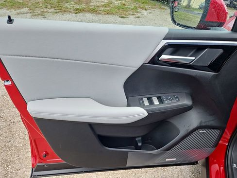 New 2026 Mitsubishi Outlander LE FWD image 18