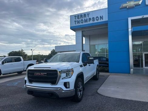 Used 2020 GMC Sierra 1500 4x4 Crew Cab w/ Sierra Value Package image 1