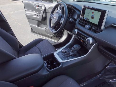 Used 2025 Toyota RAV4 XLE image 15