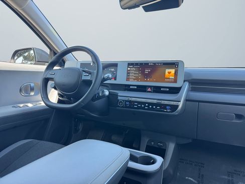 Used 2024 Hyundai Ioniq 5 SEL RWD image 14