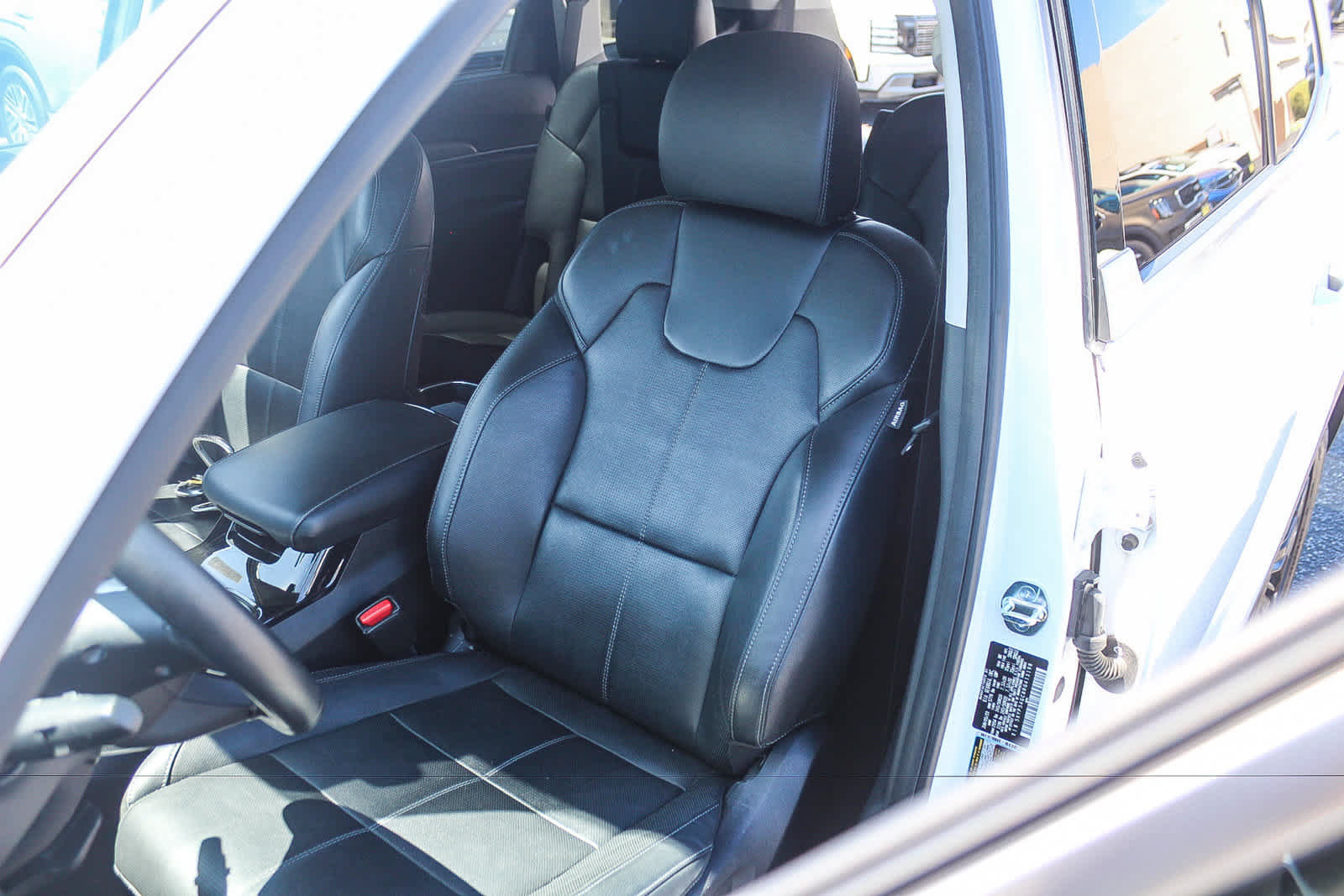 Used 2024 Kia Telluride SX FWD image 34