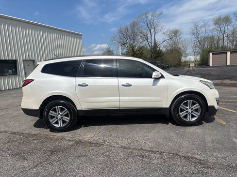 Used 2015 Chevrolet Traverse LT FWD image 6