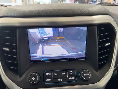 Used 2017 GMC Acadia SLT AWD/4WD image 23
