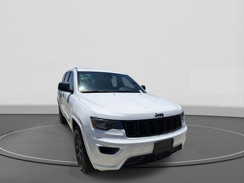 Used 2021 Jeep Grand Cherokee Limited w/ Quick Order Package 28K 80th RWD image 3