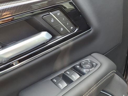 New 2026 GMC Yukon Elevation image 15