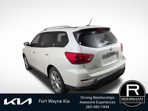 Used 2018 Nissan Pathfinder SL w/ SL Premium Package AWD/4WD image 10