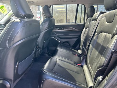 Used 2023 Jeep Grand Cherokee 4WD 4xe image 41