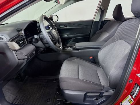 Certified 2025 Toyota Camry LE image 6