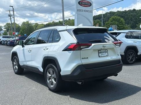 Certified 2025 Toyota RAV4 XLE AWD/4WD image 4