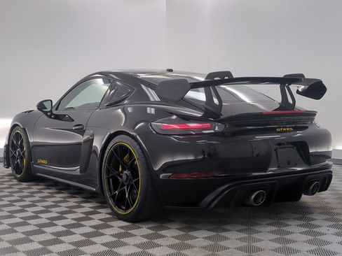 Certified 2025 Porsche 718 Cayman GT4 RS RWD image 3