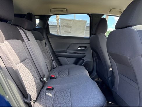 New 2026 Nissan Kicks SV w/ SV Premium Package FWD image 18