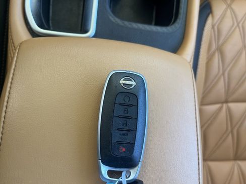 Used 2024 Nissan Sentra SV w/ SV Premium Package image 21