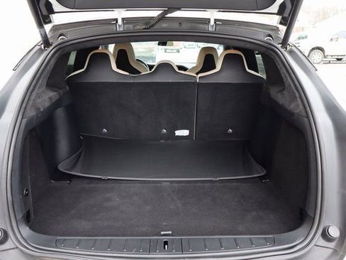 Used 2019 Tesla Model X Long Range image 28