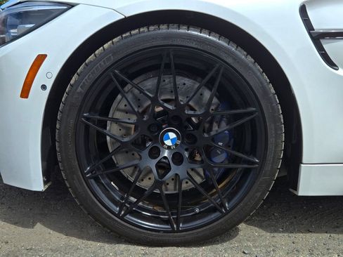 Used 2019 BMW M4 Convertible w/ Competition Package RWD image 11