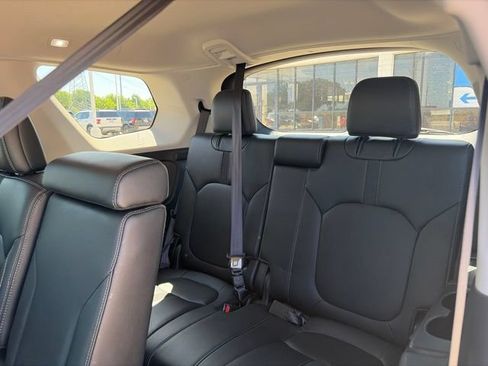 Used 2024 Honda Pilot EX-L image 9