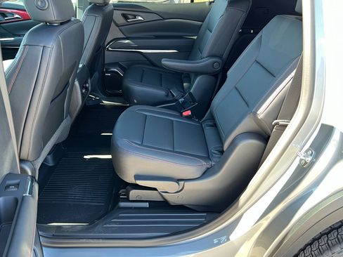 New 2026 Chevrolet Traverse Z71 image 22