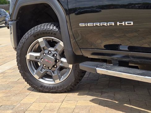 Used 2025 GMC Sierra 2500 SLT w/ Texas SLT Premium Package image 32