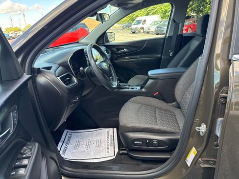 Used 2024 Chevrolet Equinox LT FWD image 15