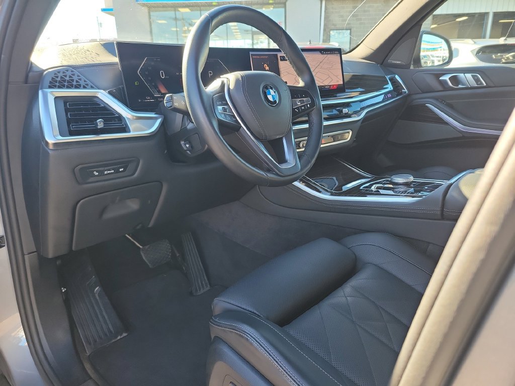 Used 2026 BMW X5 xDrive40i AWD/4WD image 25