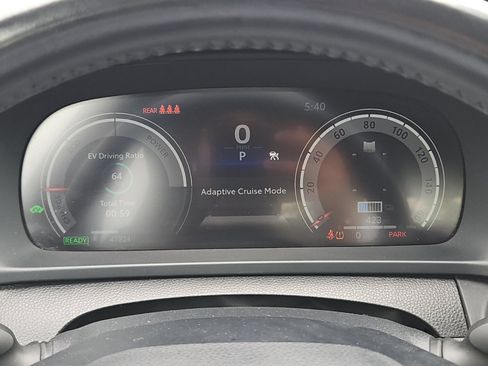 Used 2023 Toyota Crown AWD/4WD image 21