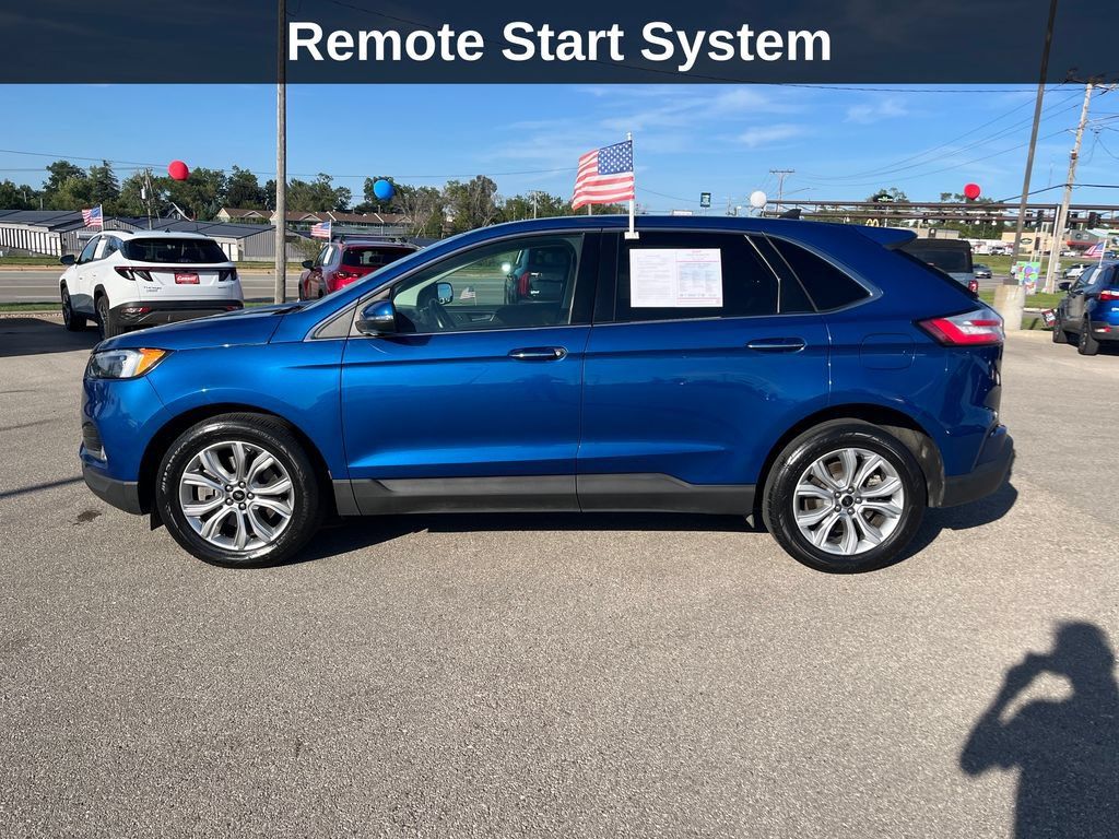 Used 2024 Ford Edge Titanium AWD/4WD image 2