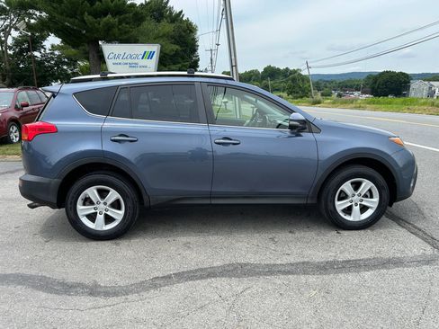 Used 2013 Toyota RAV4 XLE AWD/4WD image 12
