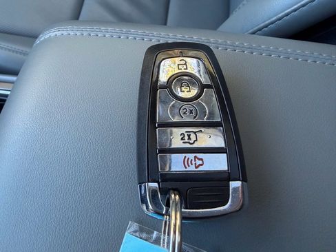 Used 2022 Lincoln Corsair Reserve w/ Elements Package image 36