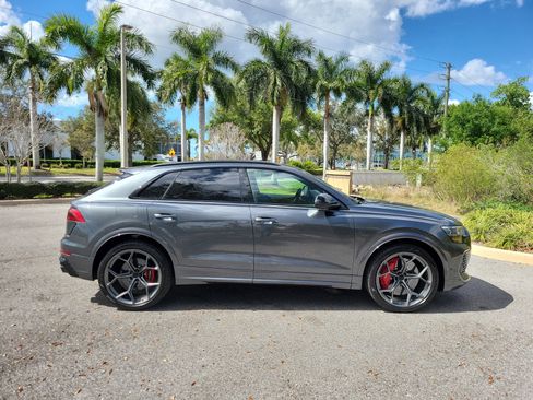 New 2026 Audi RS Q8 performance image 3